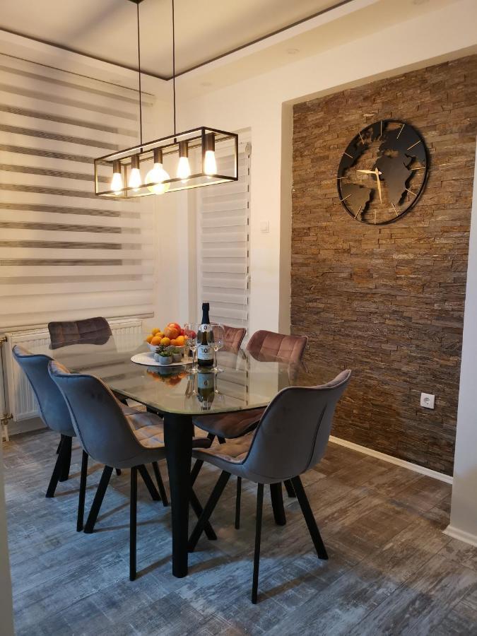 Ferienwohnung White House Ns Novi Sad Exterior foto